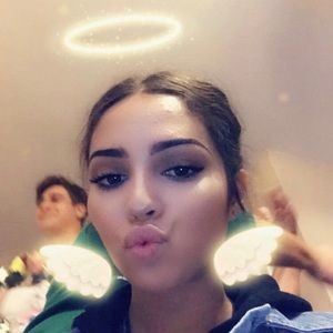 Meet your Posher, Danae